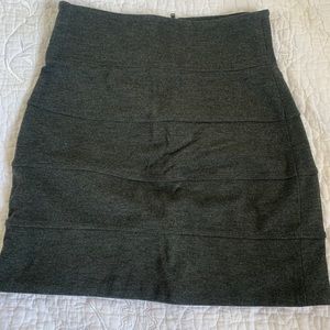 TNA/Aritzia mini skirt size 4